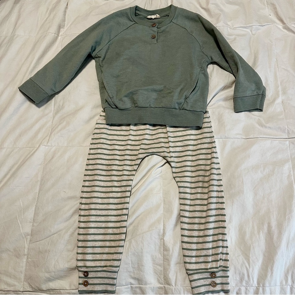 Jessica Simpson Matching Set Green and Cream Loungewear